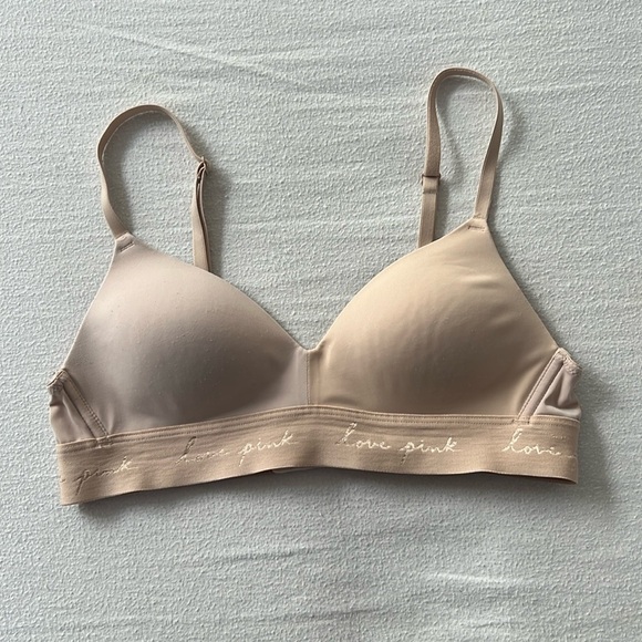 PINK Victoria's Secret Other - PINK Victoria’s Secret Wireless Wear Everywhere Bra